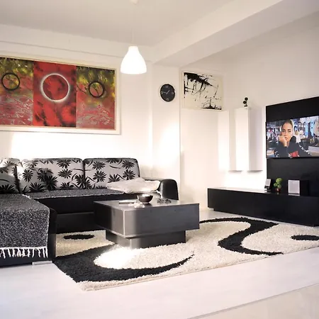 Apartamento B&w Flat Skopie